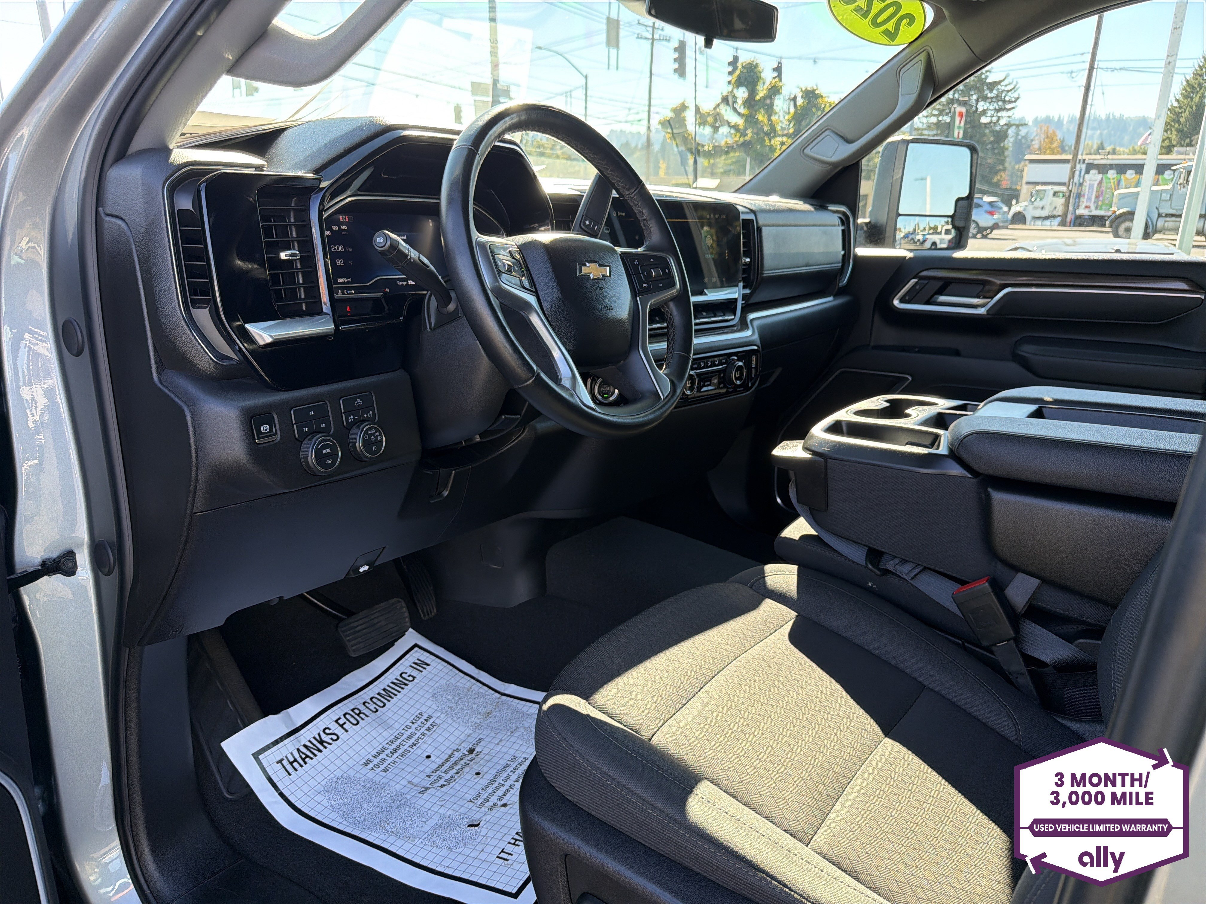 Used 2025 Chevrolet Silverado 2500 LT w/ Convenience Package AWD/4WD image 10