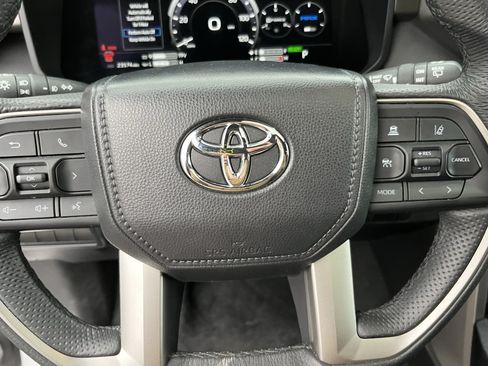 Certified 2025 Toyota Sequoia SR5 AWD/4WD image 23