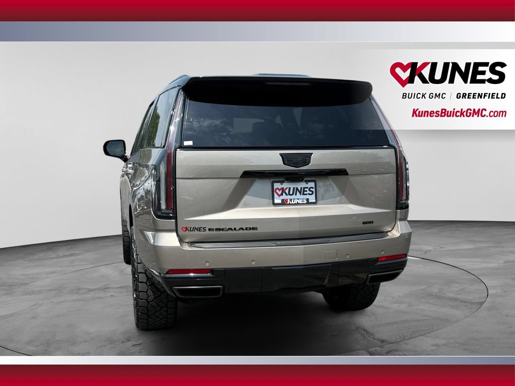Used 2025 Cadillac Escalade Sport Platinum w/ LPO, Floor Liner Package AWD/4WD image 9