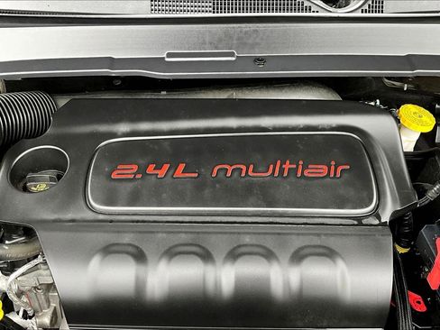 Used 2022 Jeep Compass Limited w/ Sun and Sound Group AWD/4WD image 30