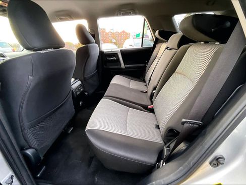 Used 2022 Toyota 4Runner SR5 image 18