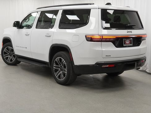 New 2026 Jeep Grand Wagoneer image 13