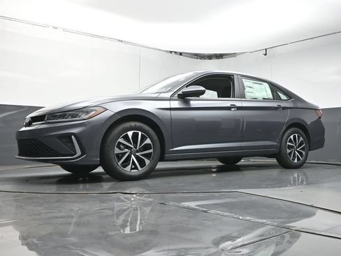 Used 2025 Volkswagen Jetta S FWD image 35