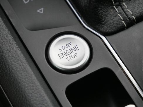 Certified 2023 Volkswagen Atlas SE w/ Black Wheel Package AWD/4WD image 27