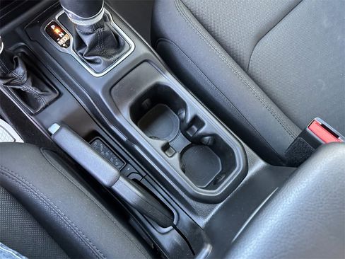 New 2023 Jeep Gladiator Willys image 30