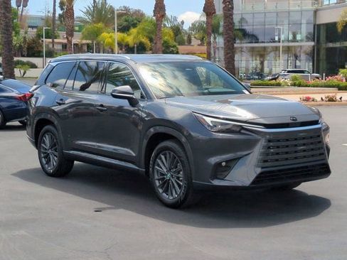 New 2026 Lexus TX 350 FWD image 3