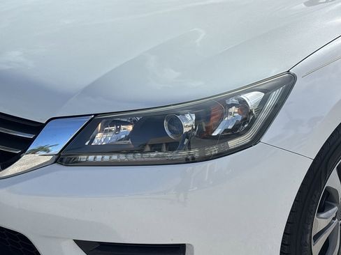 Used 2015 Honda Accord LX image 27