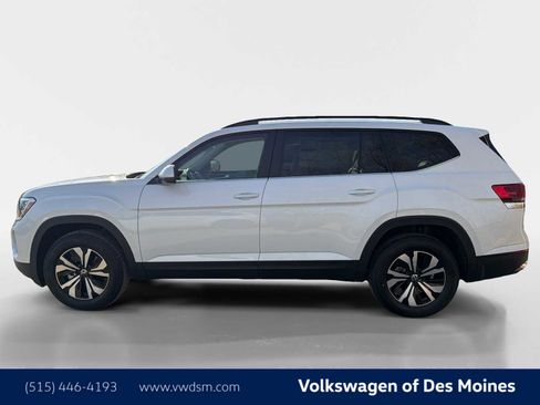 New 2026 Volkswagen Atlas SE image 3