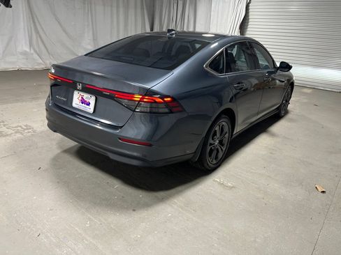 Used 2023 Honda Accord EX image 7