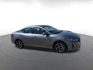 Used 2025 Nissan Sentra SV FWD video 2
