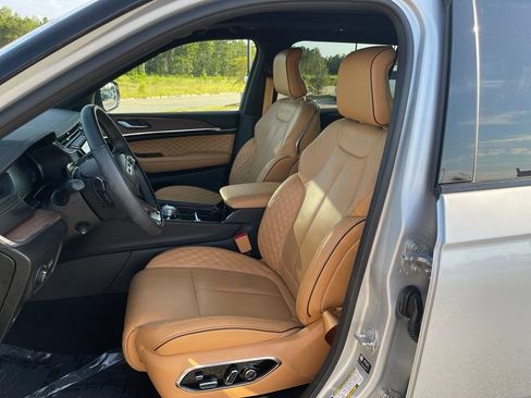 Certified 2025 Jeep Grand Cherokee L Summit w/ Advanced Protech Group IV AWD/4WD image 36