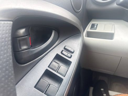 Used 2010 Toyota RAV4 2WD image 32