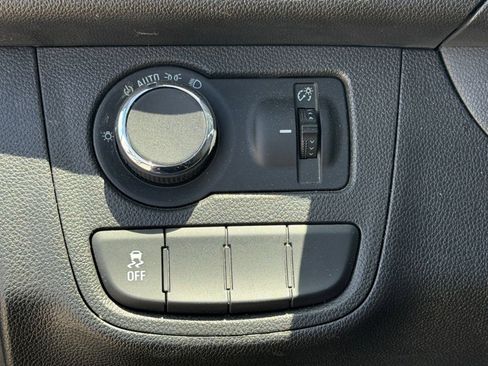 Used 2020 Chevrolet Spark LS FWD image 19
