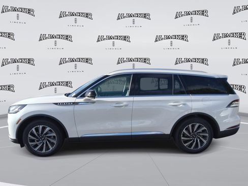 New 2026 Lincoln Aviator 2WD image 2