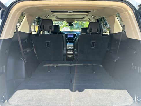 Used 2019 GMC Acadia Denali w/ Technology Package image 17