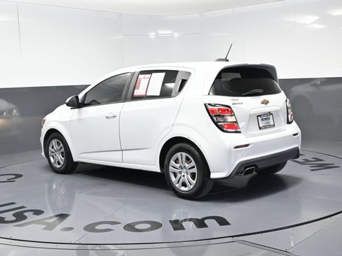 Used 2017 Chevrolet Sonic LT FWD image 7
