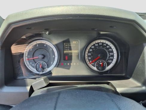 Used 2018 RAM 3500 Tradesman w/ Popular Equipment Group image 13