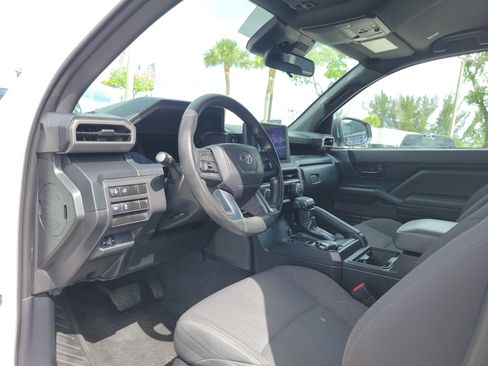 Used 2024 Toyota Tacoma SR AWD/4WD image 9
