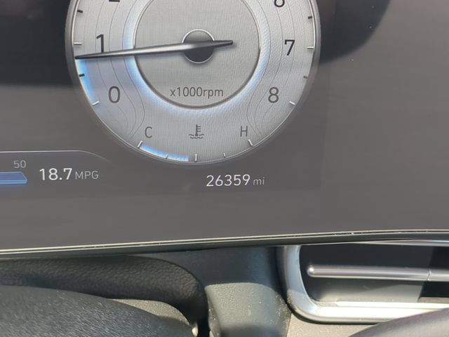 Used 2025 Hyundai Elantra SEL FWD image 35