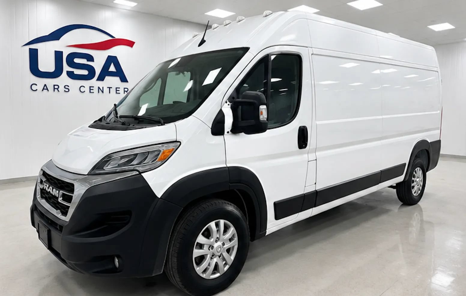 Used 2025 RAM ProMaster 3500 w/ Quick Order Package 22H SLT+ FWD image 1