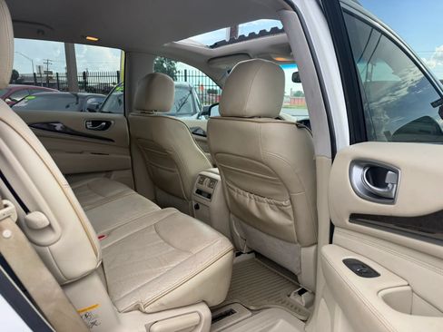 Used 2013 INFINITI JX35 FWD w/ Premium Pkg image 12