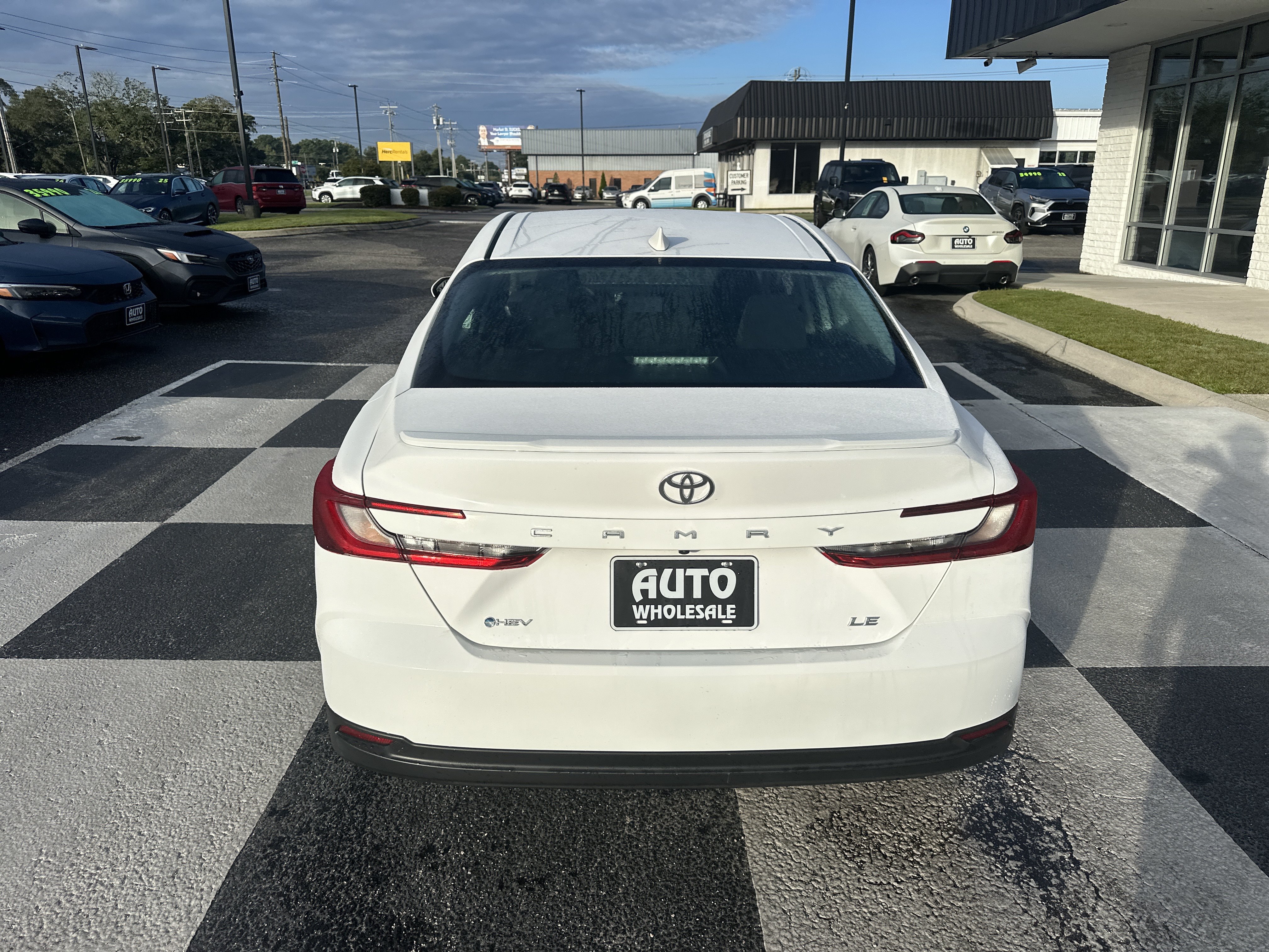 Used 2026 Toyota Camry LE w/ Convenience Package FWD image 4