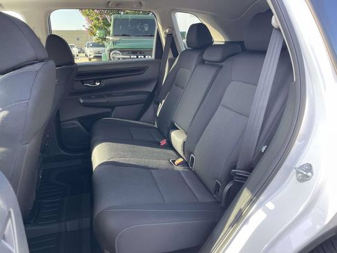 Used 2024 Honda CR-V EX image 3