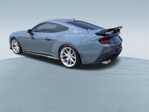 Used 2024 Ford Mustang GT RWD image 8