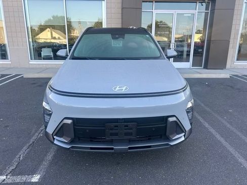 Used 2024 Hyundai Kona Limited AWD/4WD image 1