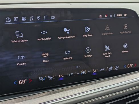 New 2025 Chevrolet Suburban Premier image 35