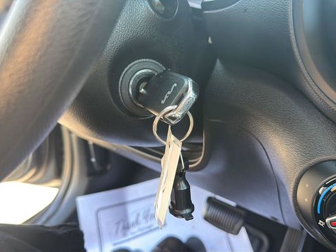 Used 2022 Kia Soul LX FWD image 28