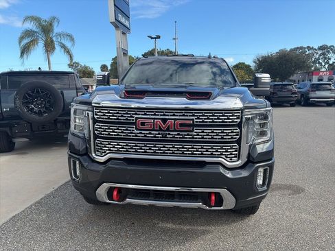 Used 2022 GMC Sierra 2500 Denali w/ Technology Package image 2
