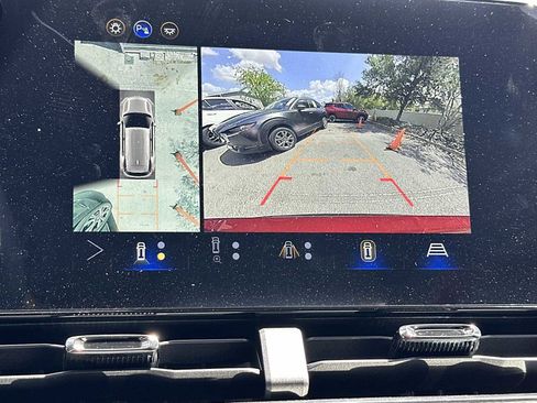 New 2026 Chevrolet Equinox RS w/ Safety and Technology Package FWD image 22