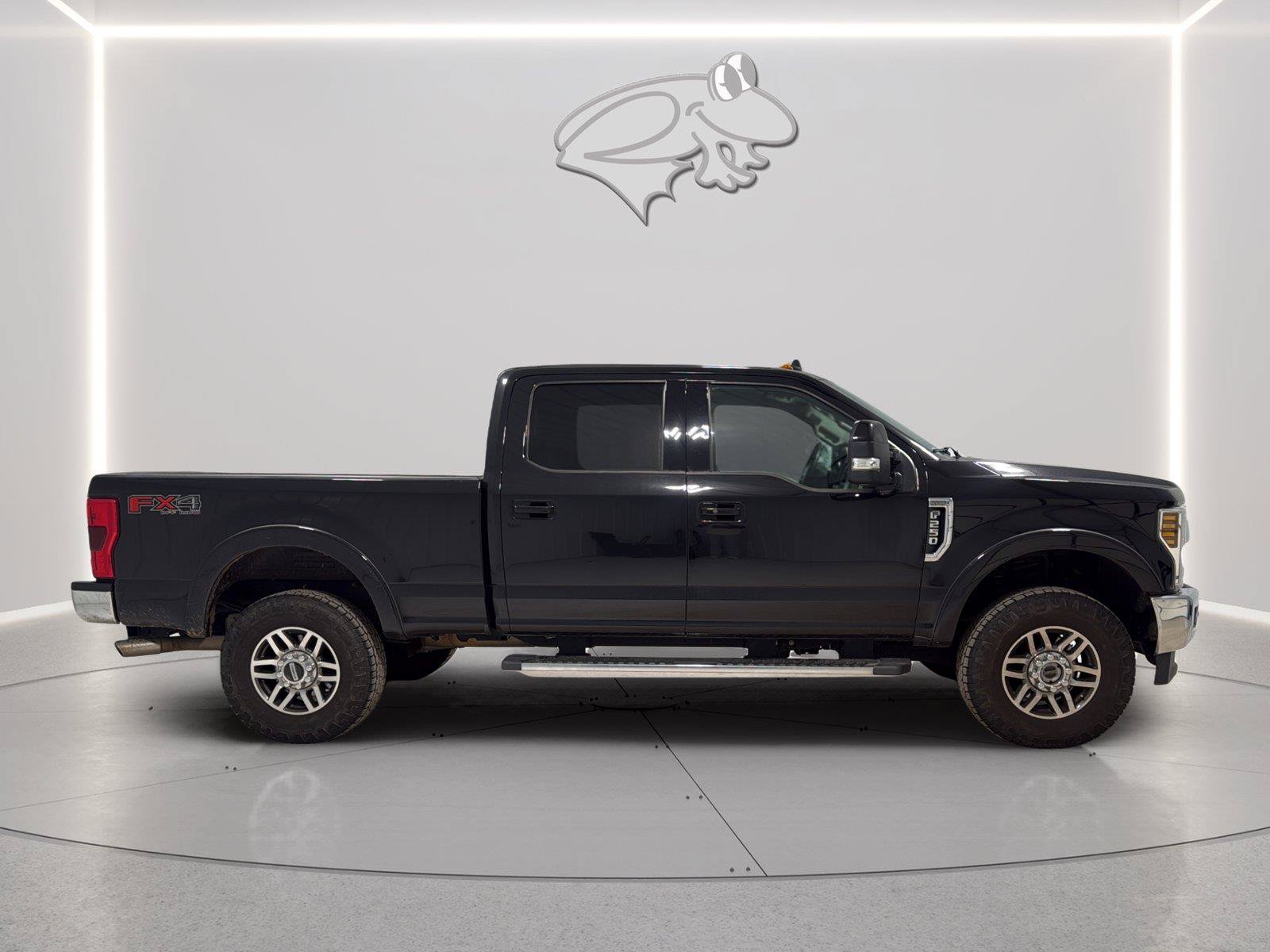 Used 2019 Ford F250 Lariat w/ Lariat Ultimate Package AWD/4WD image 6