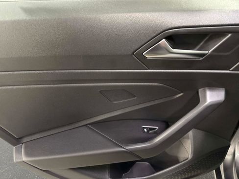 Used 2024 Volkswagen Jetta Sport image 11