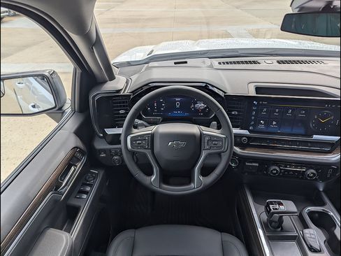 New 2026 Chevrolet Silverado 1500 RST w/ Convenience Package II AWD/4WD image 3