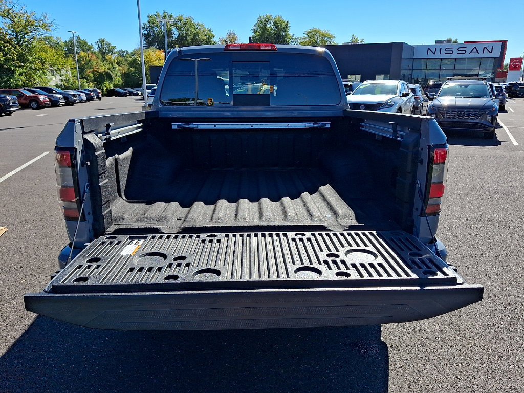 Used 2023 Nissan Frontier PRO-4X w/ Pro Convenience Package AWD/4WD image 30