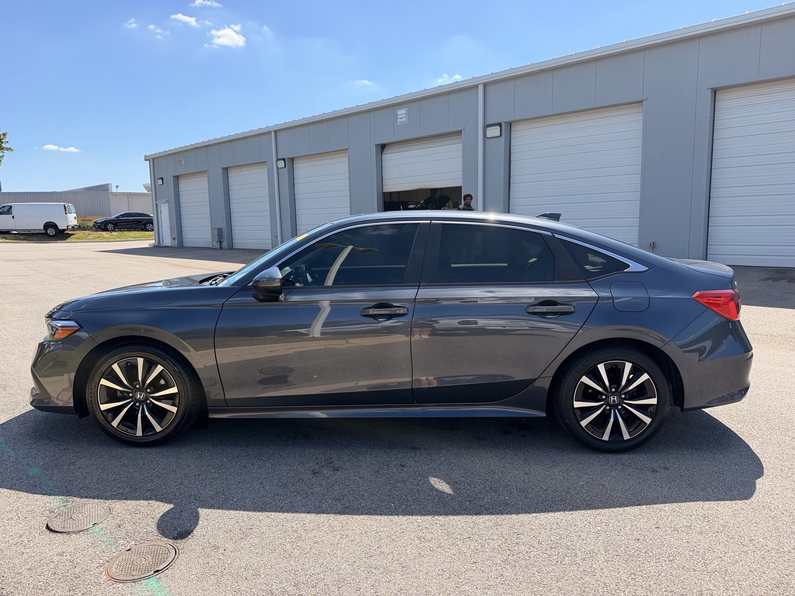 Used 2022 Honda Civic EX image 9