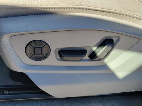 Used 2023 Audi Q7 2.0T Premium Plus w/ Premium Plus Package image 27