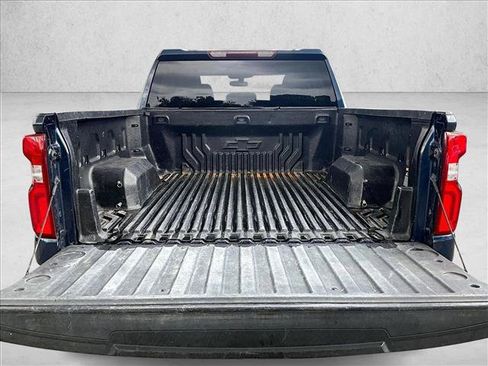 Used 2021 Chevrolet Silverado 1500 Custom RWD image 29