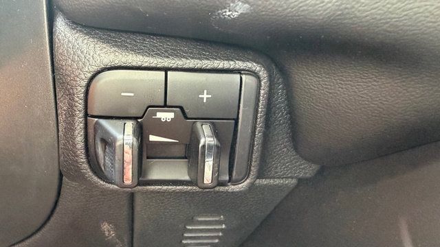 Used 2025 Dodge Durango GT AWD/4WD image 30