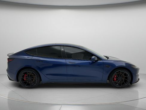 Used 2024 Tesla Model 3 Performance AWD/4WD image 2