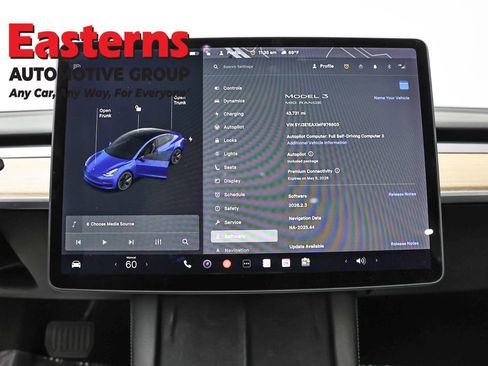 Used 2021 Tesla Model 3 Standard Range Plus RWD image 12