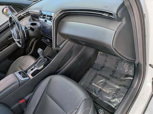 Used 2022 Hyundai Santa Cruz Limited image 23
