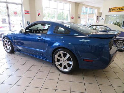 Used 2006 Ford Mustang GT image 17