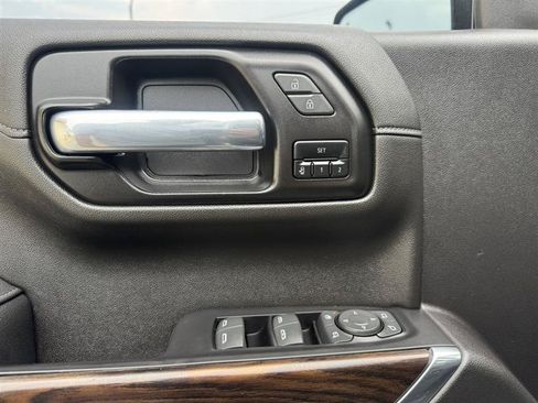 Used 2022 GMC Sierra 1500 SLT AWD/4WD image 33
