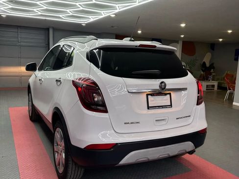 Used 2017 Buick Encore Preferred w/ Experience Buick Package FWD image 4