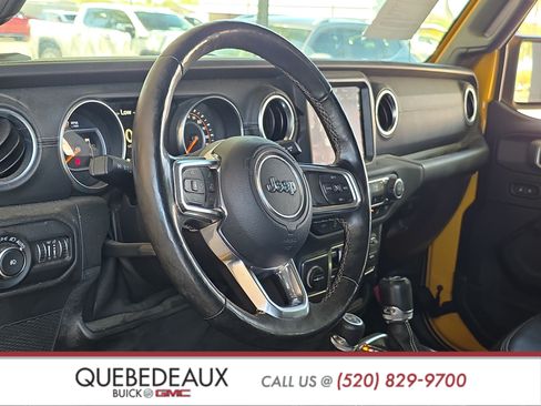 Used 2018 Jeep Wrangler Unlimited Sahara w/ Quick Order Package 24M Moab AWD/4WD image 9