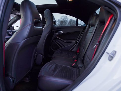 Used 2018 Mercedes-Benz CLA 45 AMG 4MATIC image 32