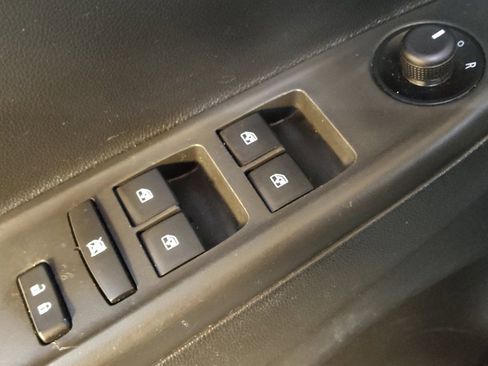 Used 2020 Chevrolet Spark LT image 27